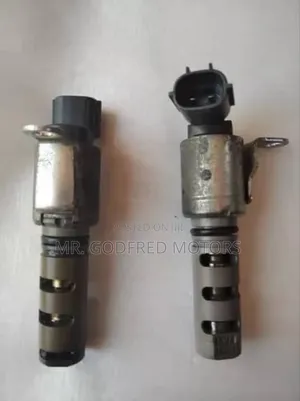 Toyota Corolla 2012-15 VVT Sensor a B. Original.