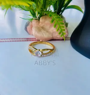 Beautiful Shape Engagement/Promise Ringinfinity