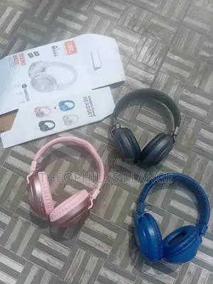 JBL Extra Base Headset.