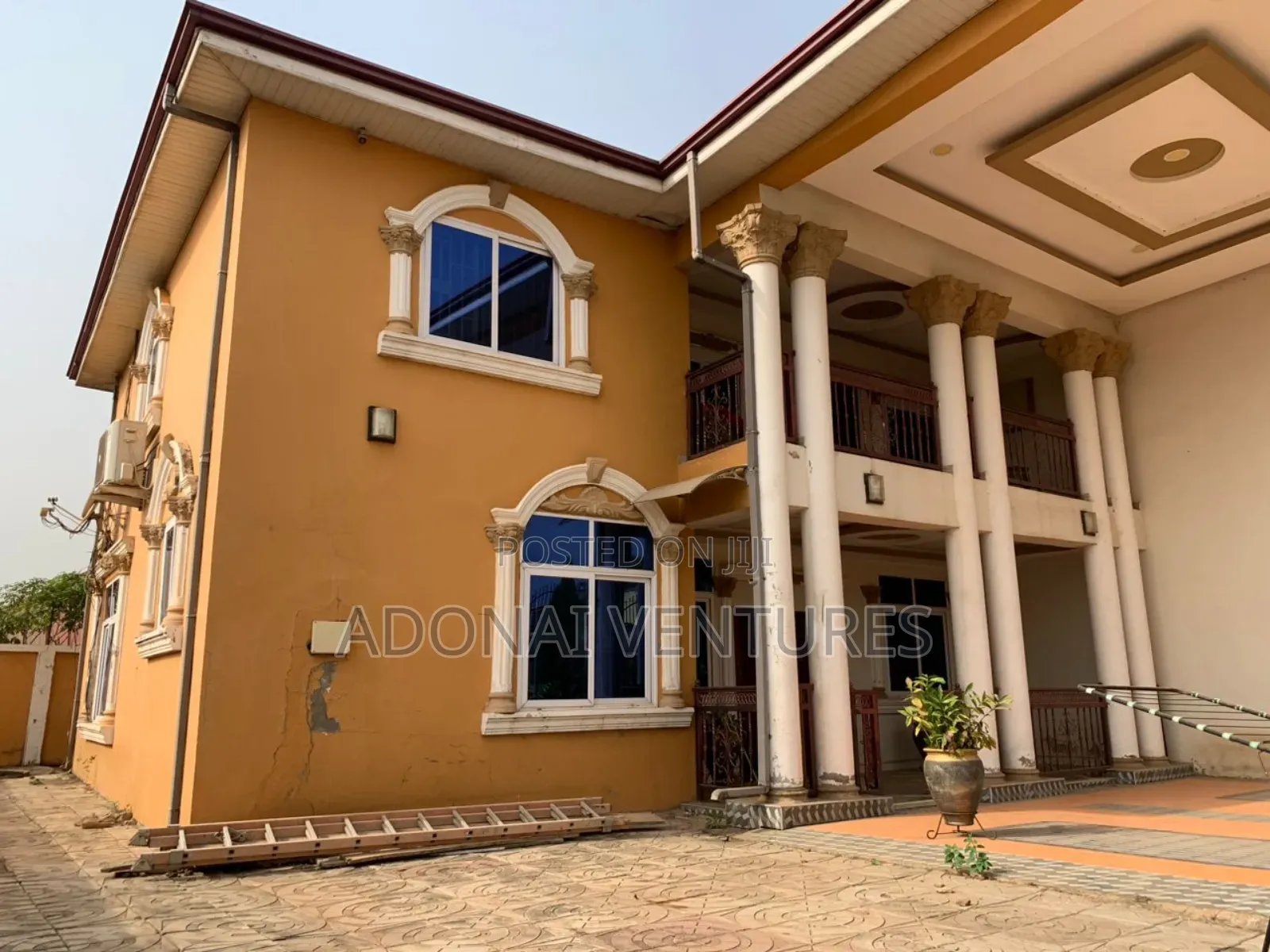 5bdrm House in Kenyaase Adwumamu, Kumasi Metropolitan for sale