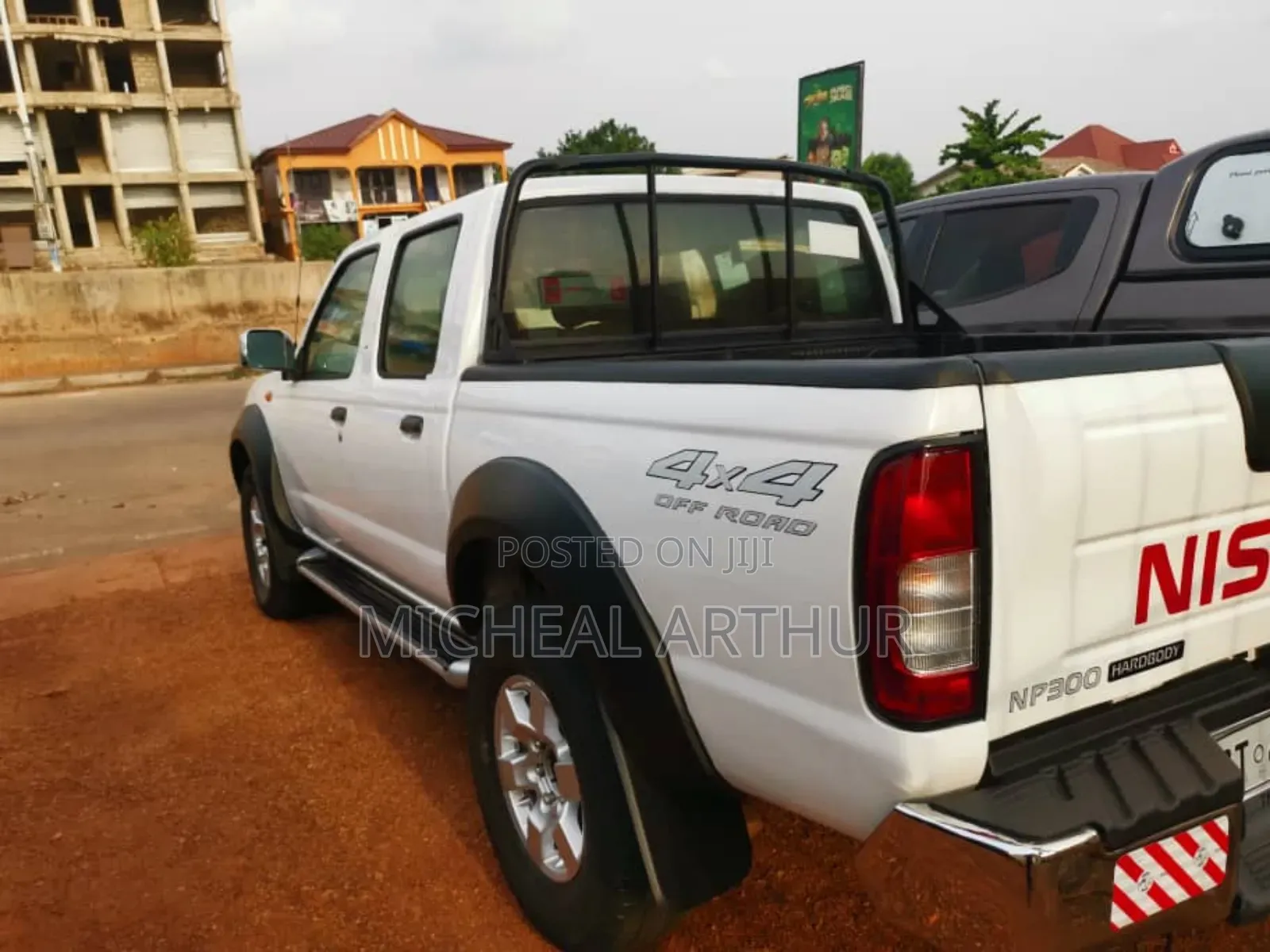 Nissan Hardbody 2018 White