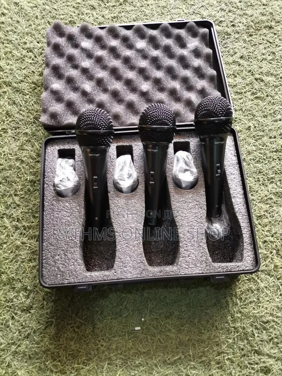 Cord Microphone (Behringer 3 in 1)