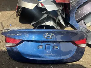 Hyundai Elantra 2012-2016 Boot