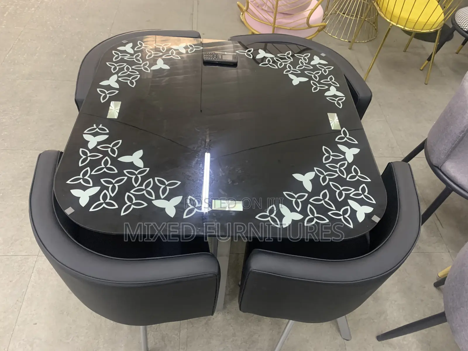 Glass Dining Table Top With 4 Leather Chairs