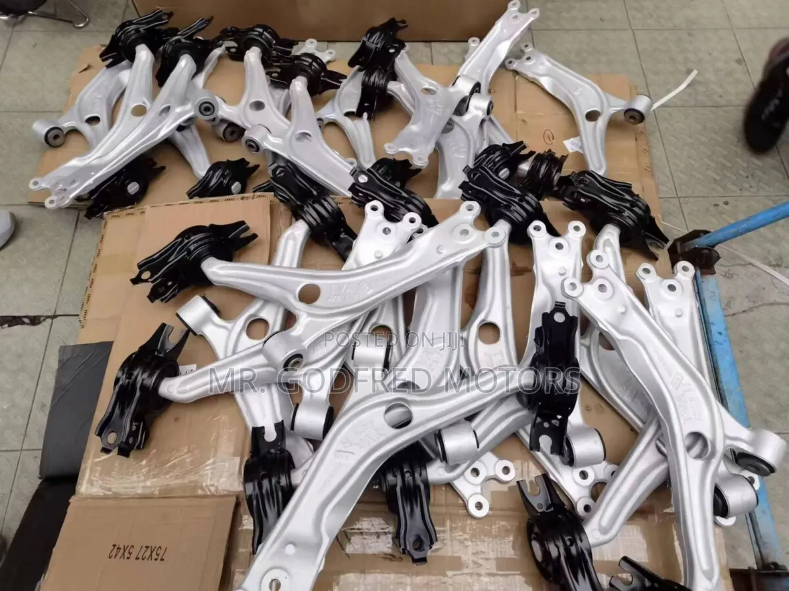 Honda Accord 2018 Lower Control Arms Pair. Original.