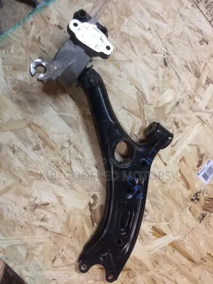 Honda Cr-v 2018-21 Lower Control Arm Pair. Original.