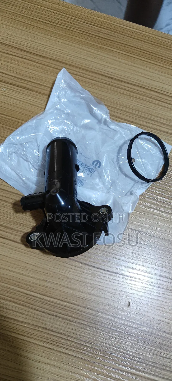 Thermostat Housing for Dodge Durango/Jeep Cherokee/Wrangler