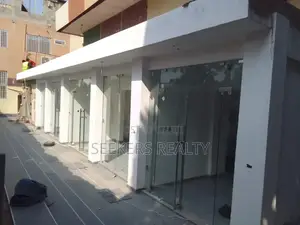 Newly Built Shops for Rent at Osu Near the Oxford Street