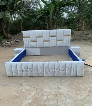 King Size Bed With Two Side Drawers