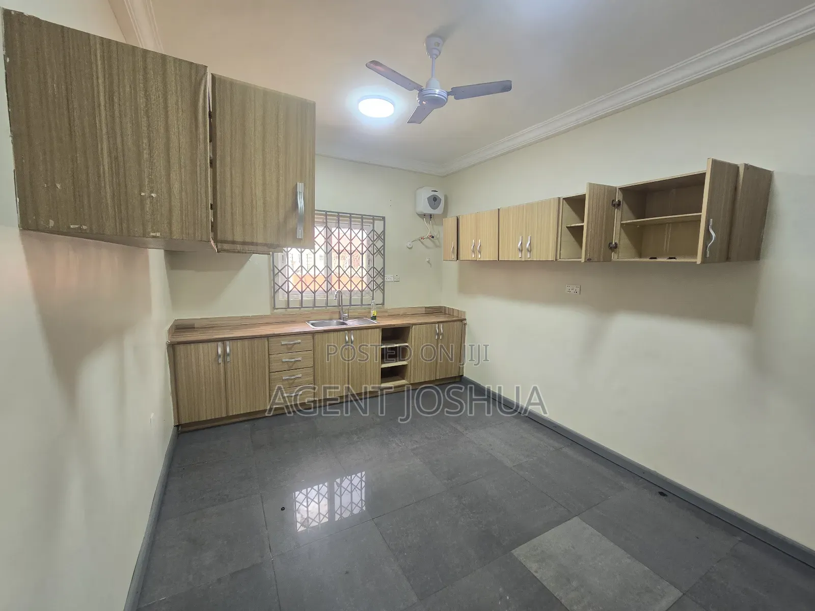 3bdrm House in Manet Viile Estate, Spintex for rent