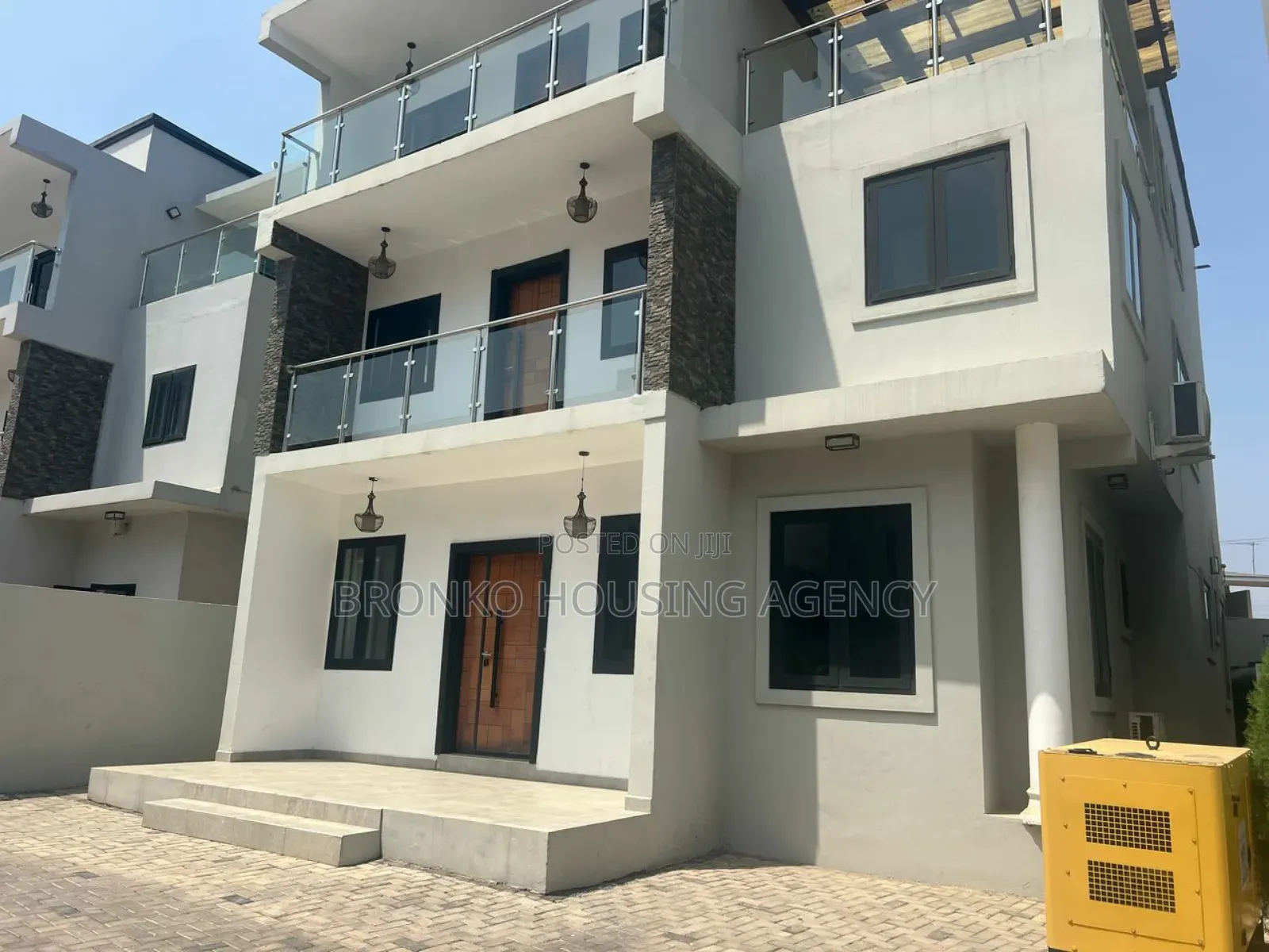 Furnished 4bdrm House in Bronko Housing, Labone for rent