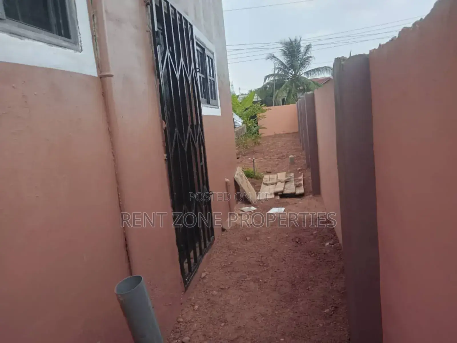 Mini Flat in Rent Zone Properties, Manhean for sale