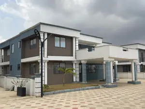 4bdrm Townhouse / Terrace in Luxelooks Properties, East Legon for rent