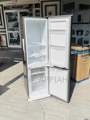 Fantastic Nasco Nasd2-23-Sk Double Door Electric Fridge.