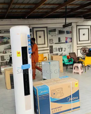 Super Silent Midea Standing Floor 2.5hp White R410a Ac
