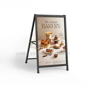 A Shape Display Stand