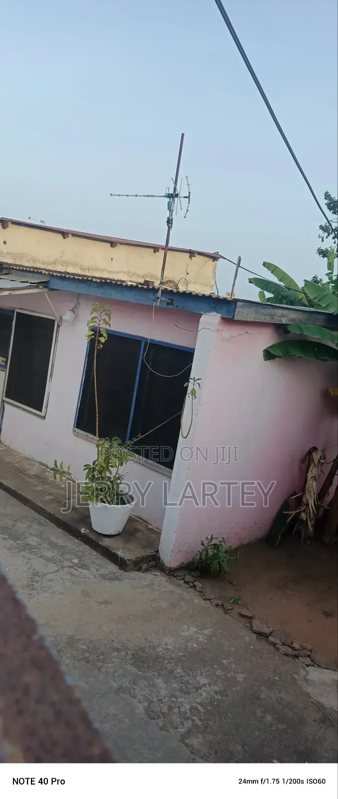 1bdrm House in Poly Clinic, Dansoman for sale
