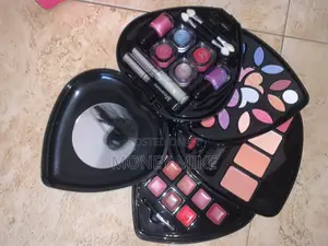 Makeup Set