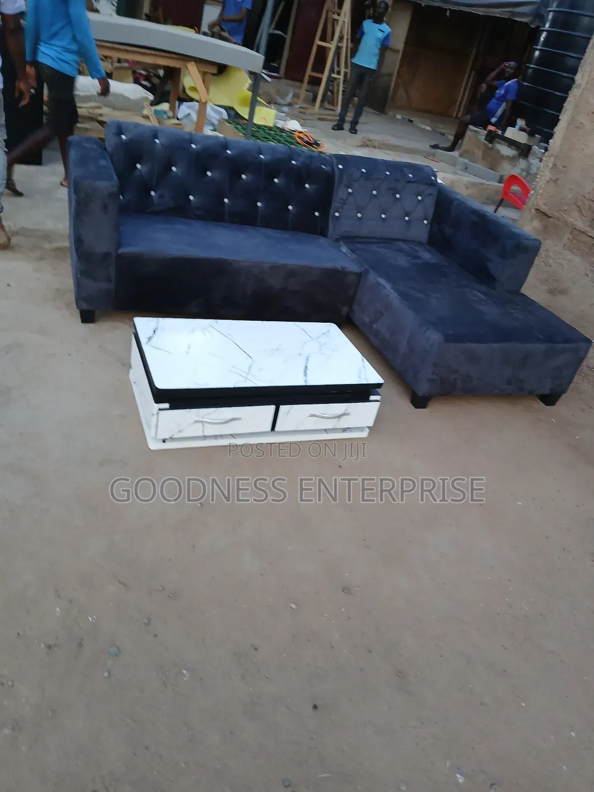 L Sofa With Center Table