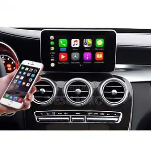 Mercedes Benz C300 Carplay