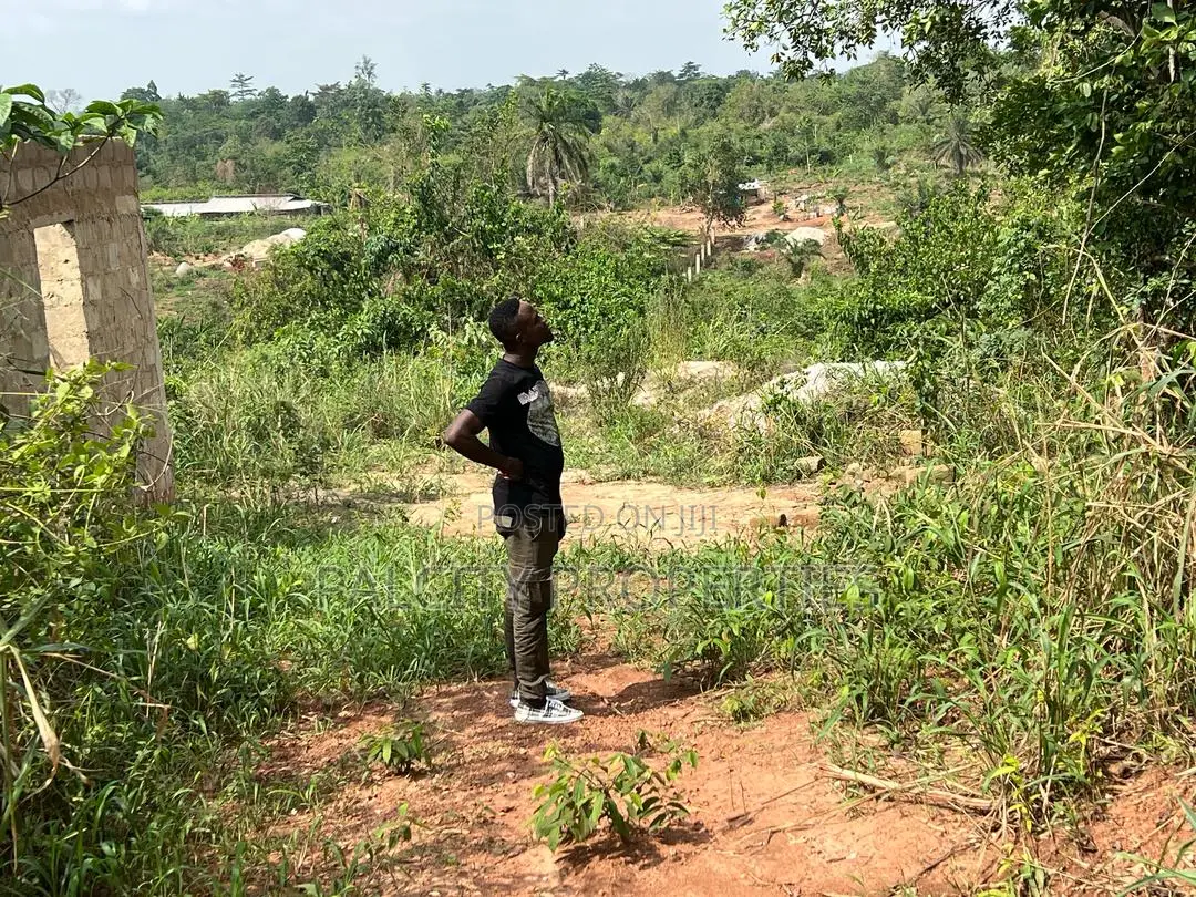 Land for Sale in Ejisu Besease