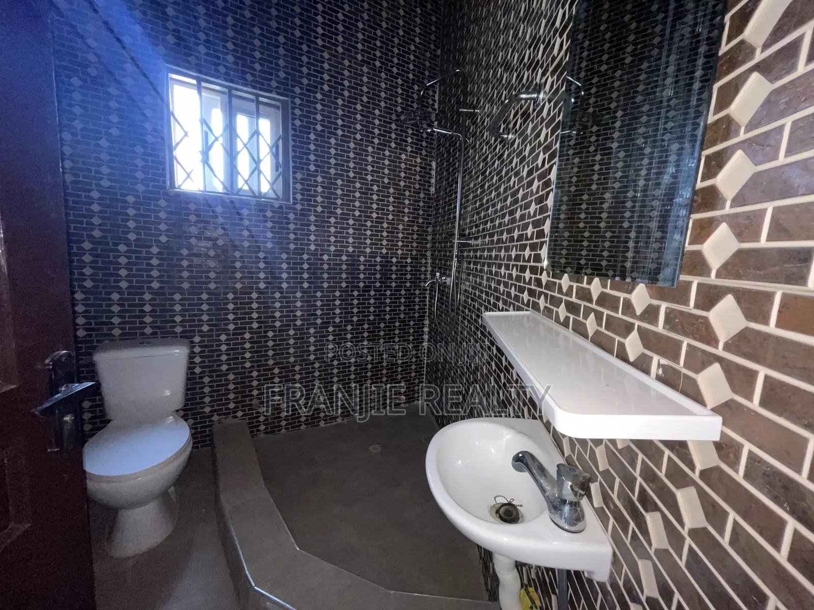 1bdrm Apartment in Weija for rent
