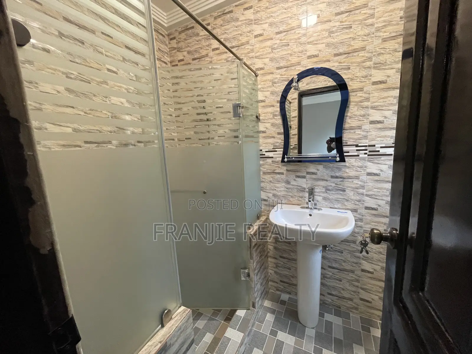 3bdrm Apartment in Weija for rent
