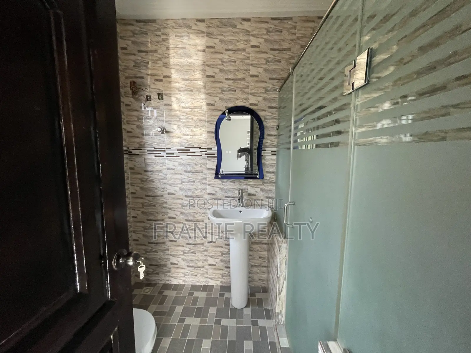 3bdrm Apartment in Weija for rent