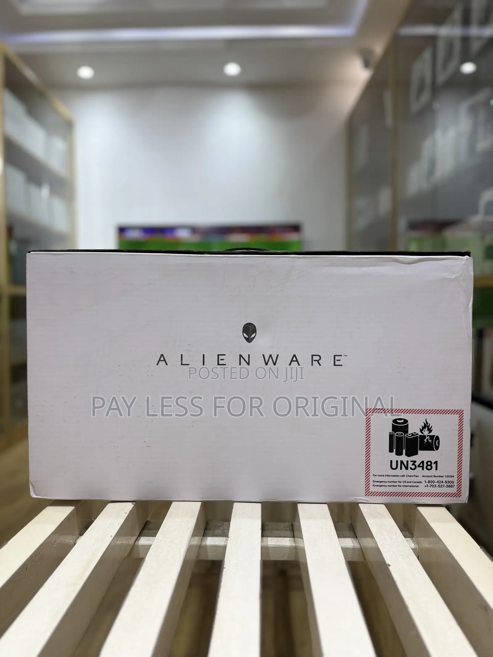 New Laptop Dell Alienware 15 R2 32GB Intel Core Ultra 7 SSD 1T