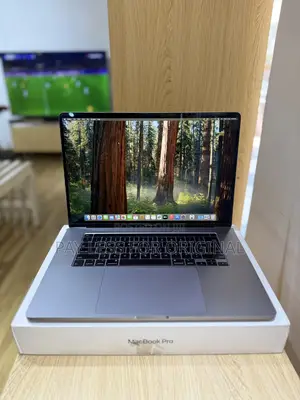Laptop Apple MacBook Pro 2018 16GB Intel Core I9 SSD 512GB