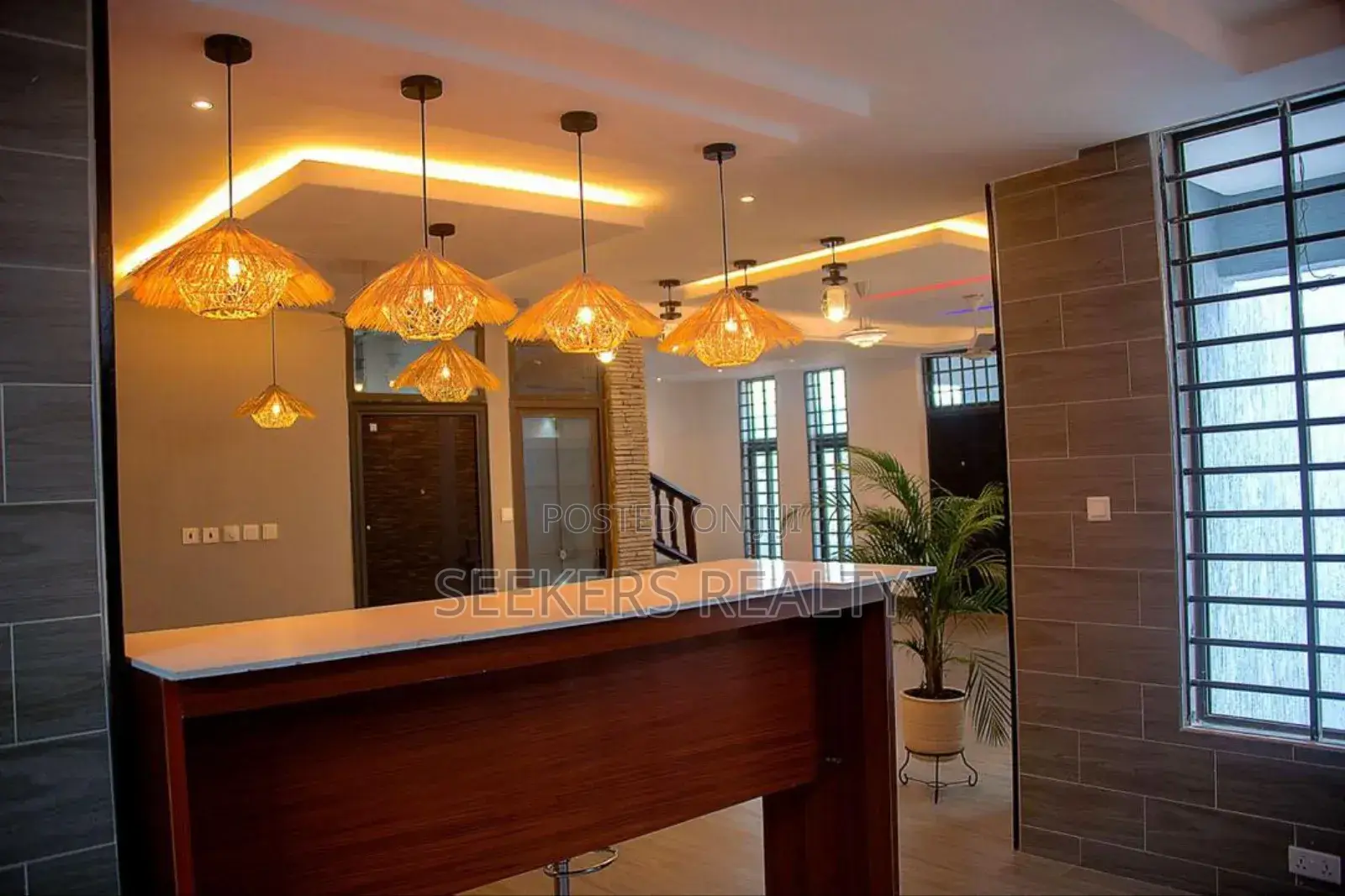 4bdrm Duplex in Seekers Realty, Oyarifa for sale