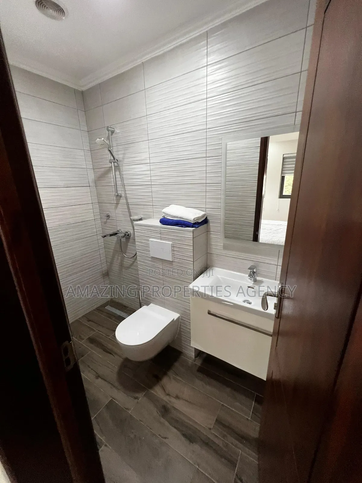5bdrm House in Labone for sale