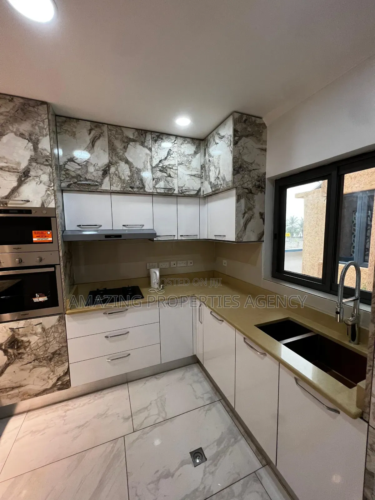 5bdrm House in Labone for sale
