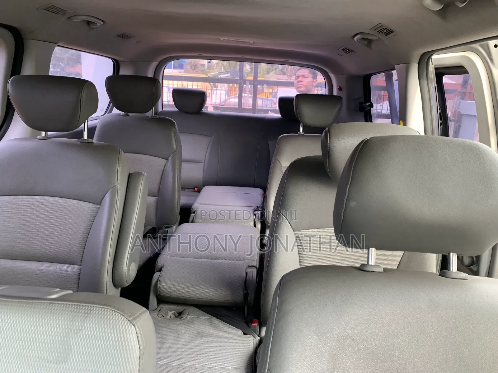 Hyundai Starex 2014 Yellow