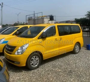 Hyundai Starex 2014 Yellow