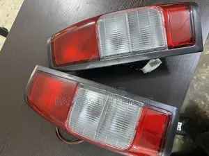 Nissan Hardbody Tail Light