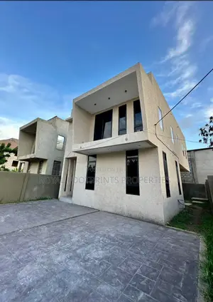 3bdrm House in Luxelooks Properties, East Legon for sale