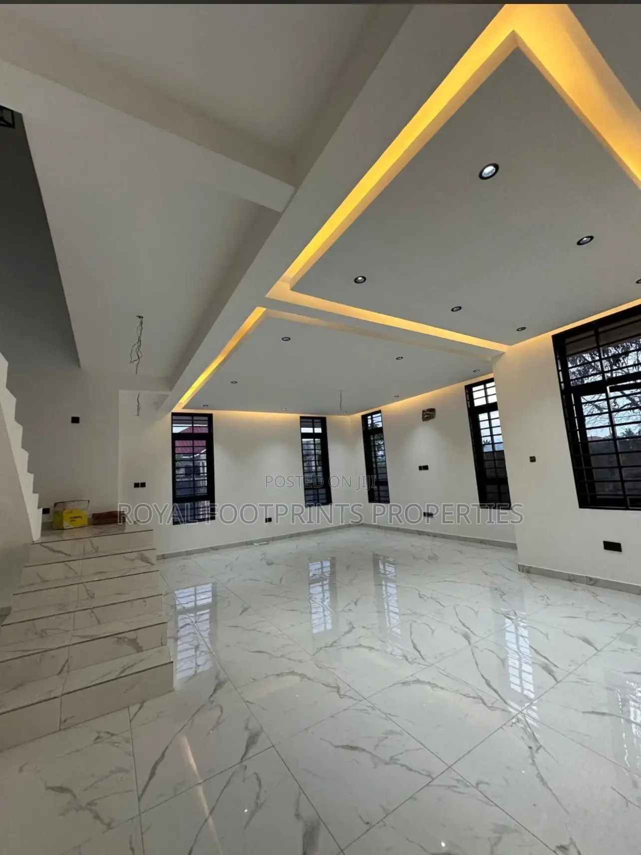 3bdrm House in Luxelooks Properties, East Legon for sale