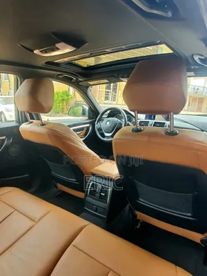 BMW 330i 2018 White