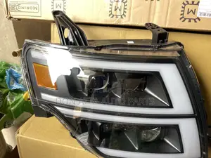 Mitsubishi Pajero 2008-2020 Spec Head Light
