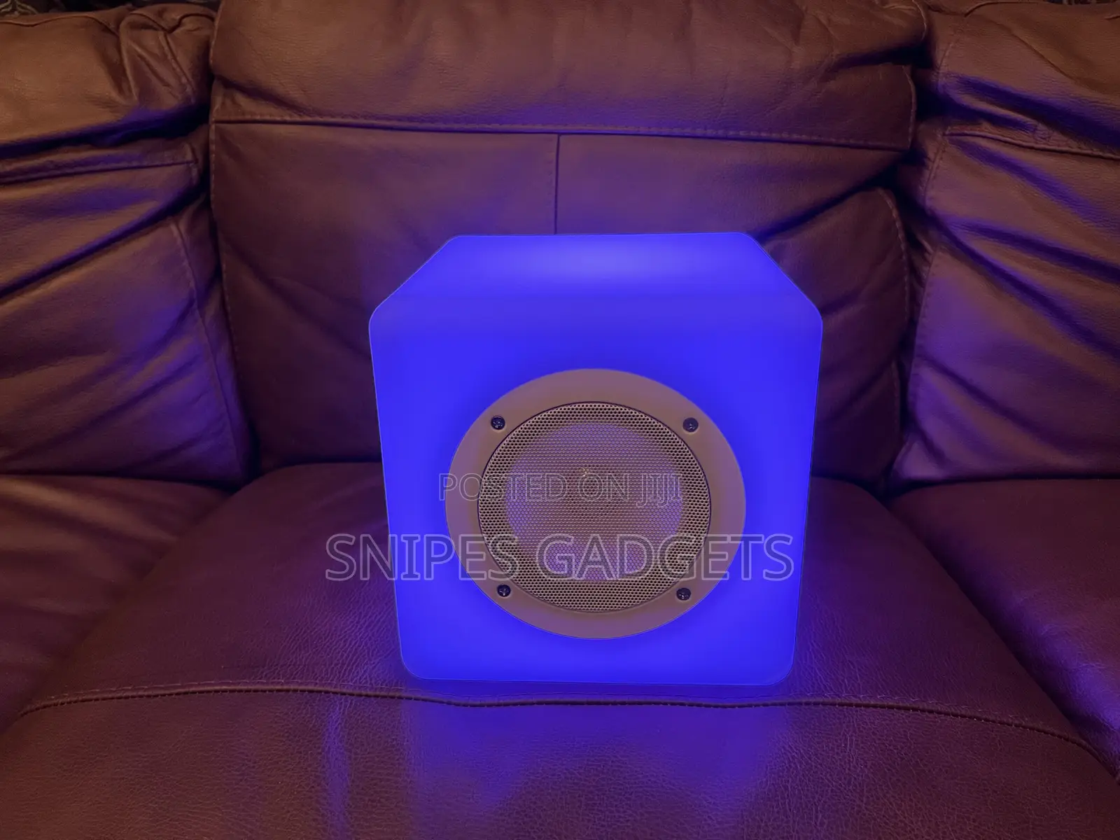 Cube Light Rechargeable/Bluetooth Speaker