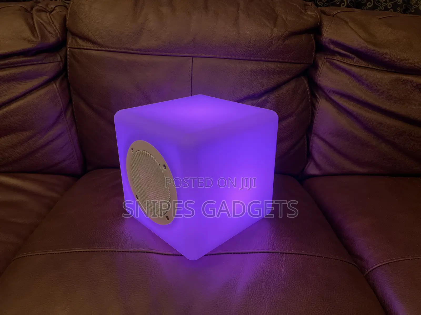 Cube Light Rechargeable/Bluetooth Speaker