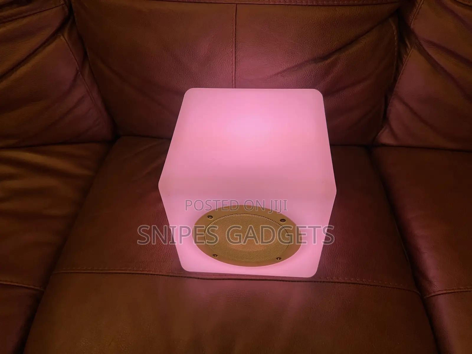 Cube Light Rechargeable/Bluetooth Speaker