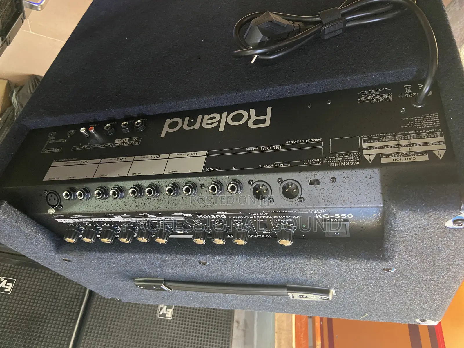 Roland Combo Kc55