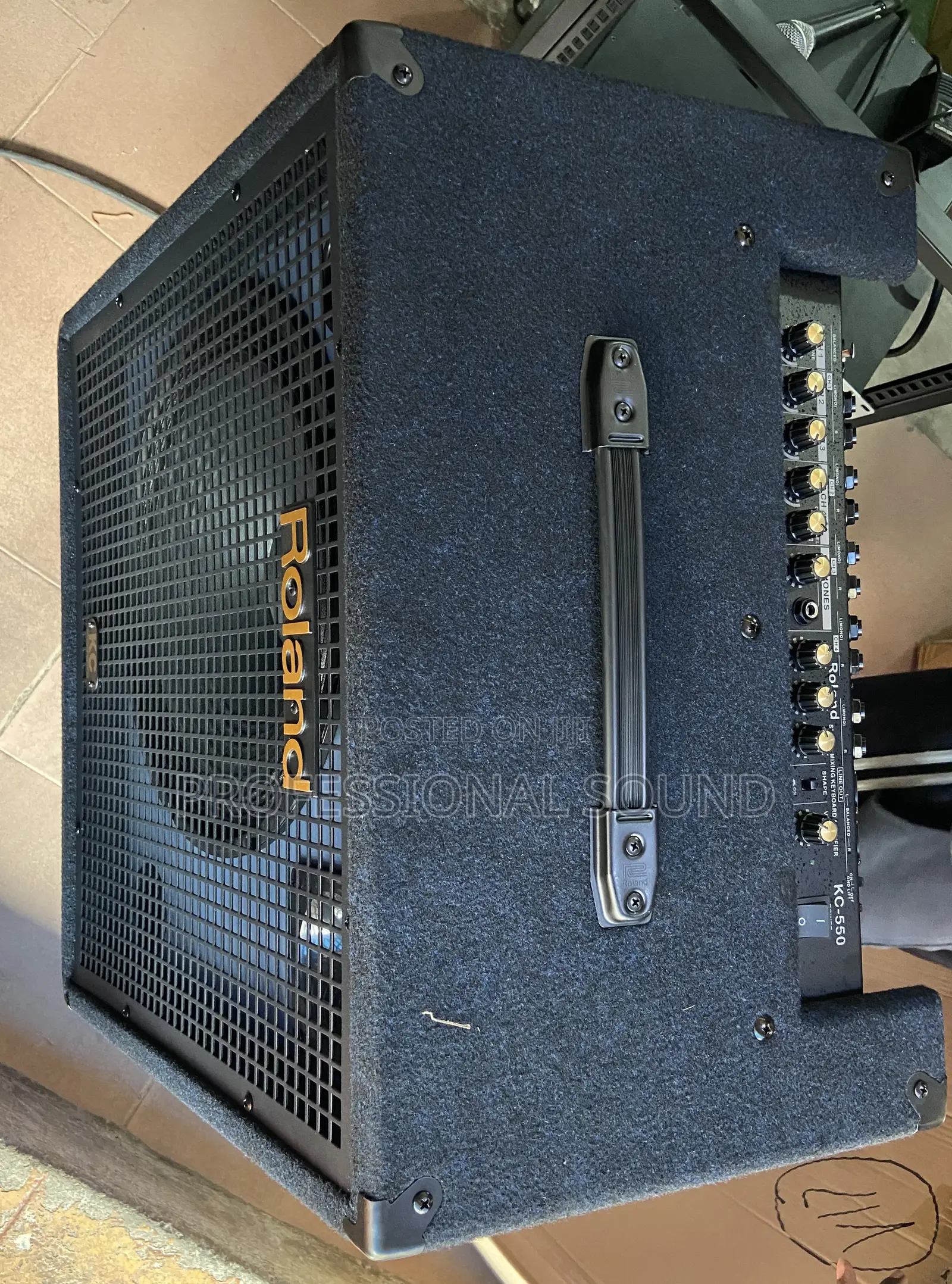 Roland Combo Kc55