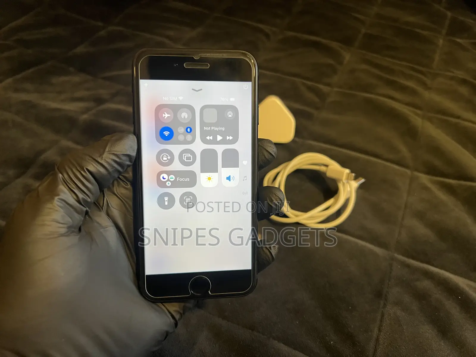 Apple iPhone SE (2020) 64 GB Black
