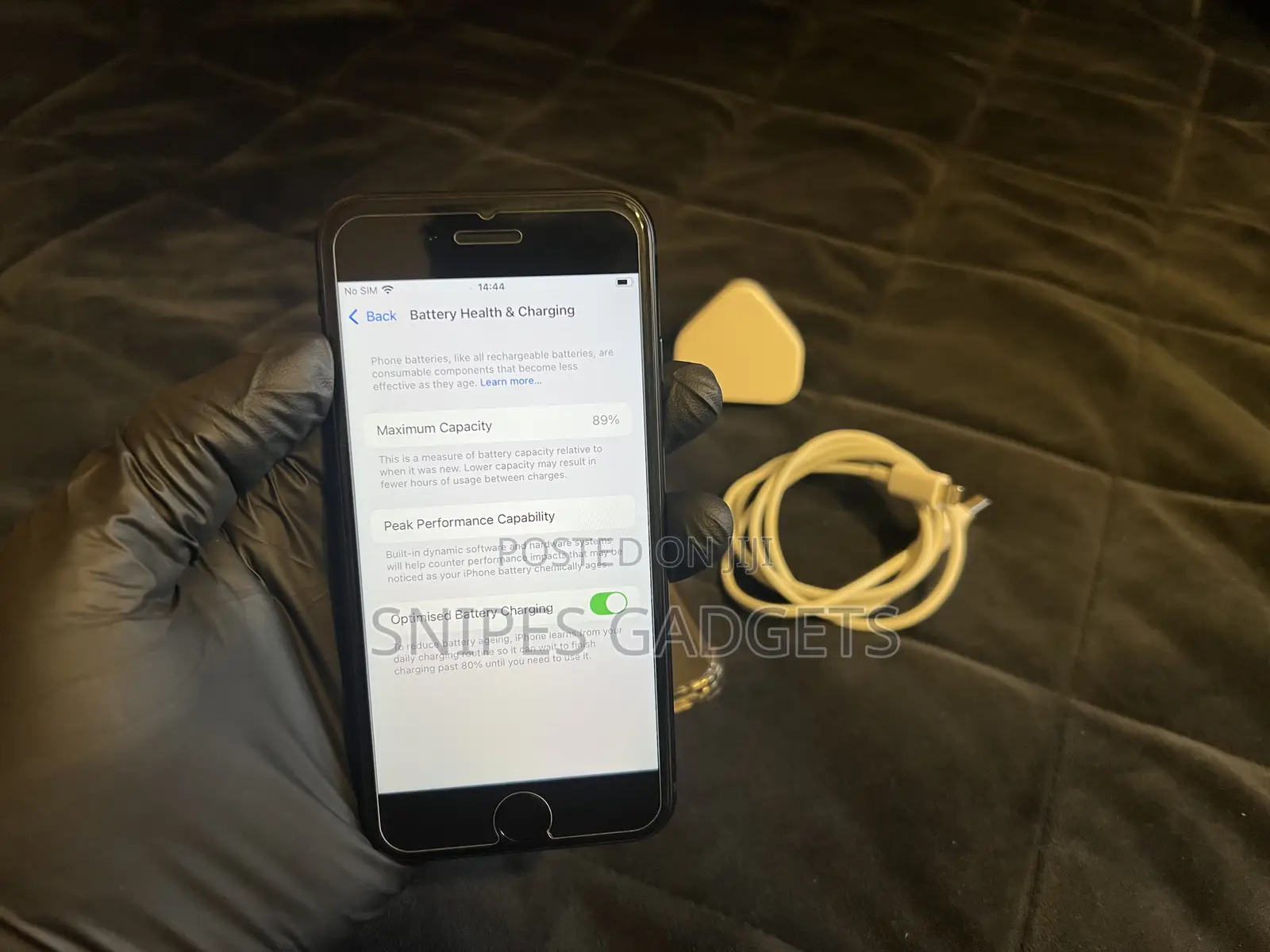 Apple iPhone SE (2020) 64 GB Black
