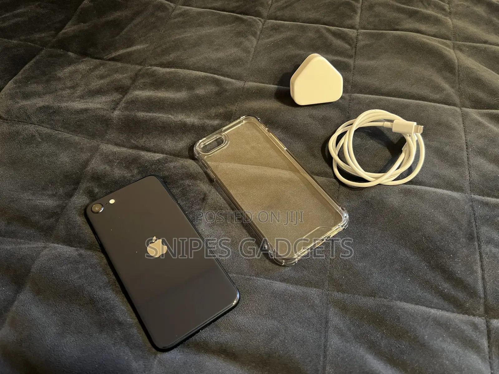 Apple iPhone SE (2020) 64 GB Black