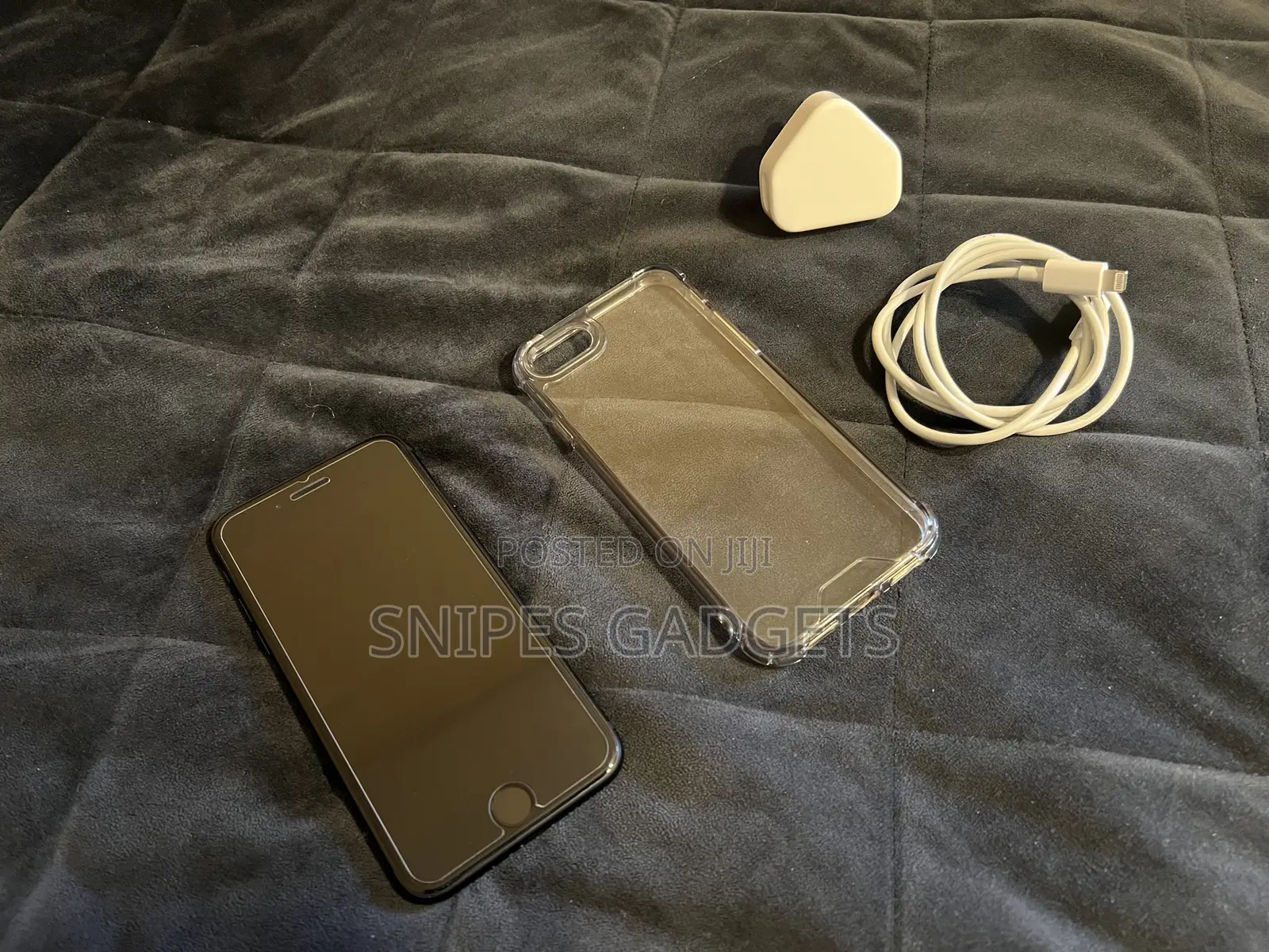 Apple iPhone SE (2020) 64 GB Black
