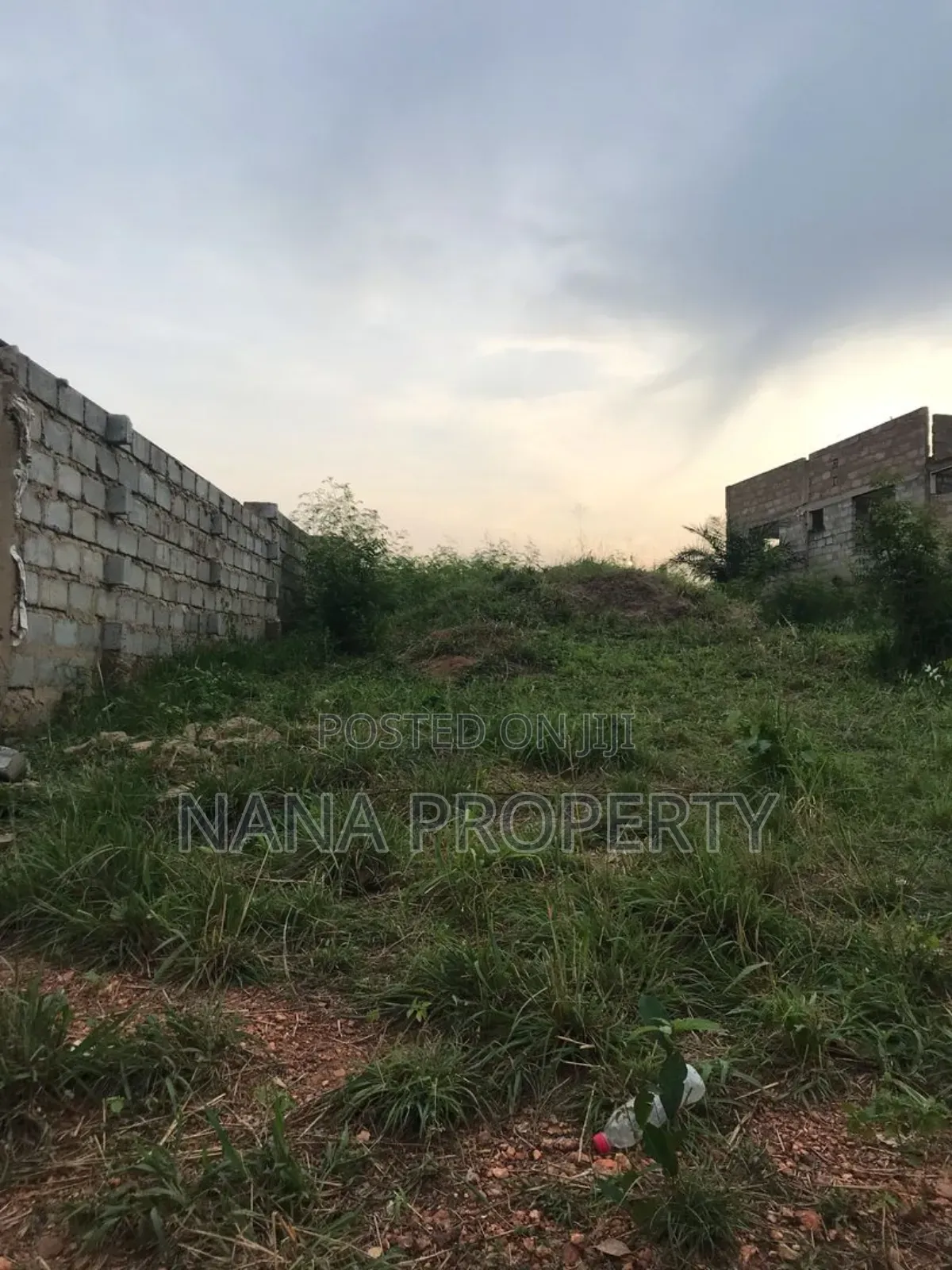 Half Plot of Land for Sale Located at Oyibi Saasabi Junction